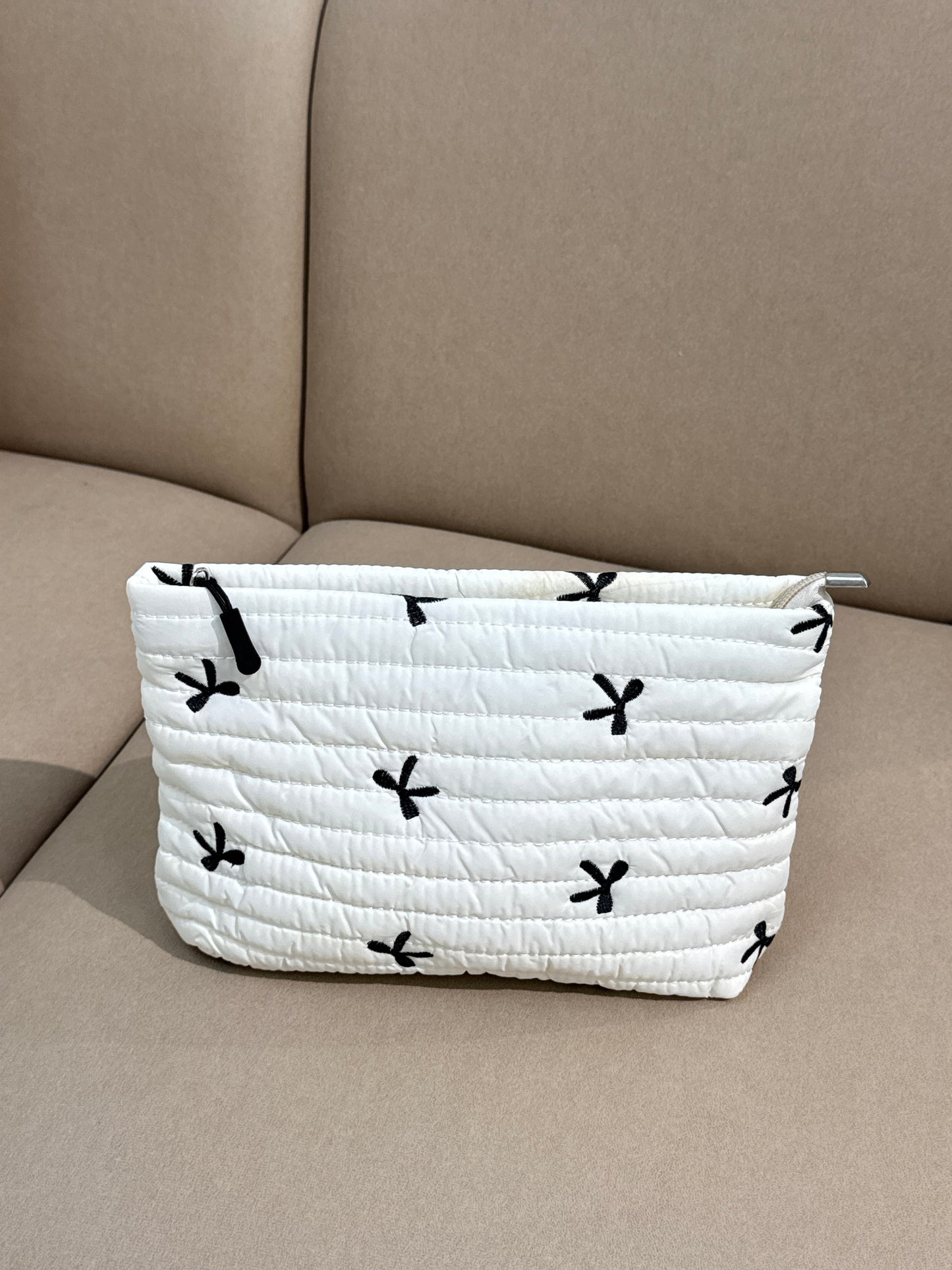HK$600 滿額禮 🎀 Ribbon Rituals Small Pouch