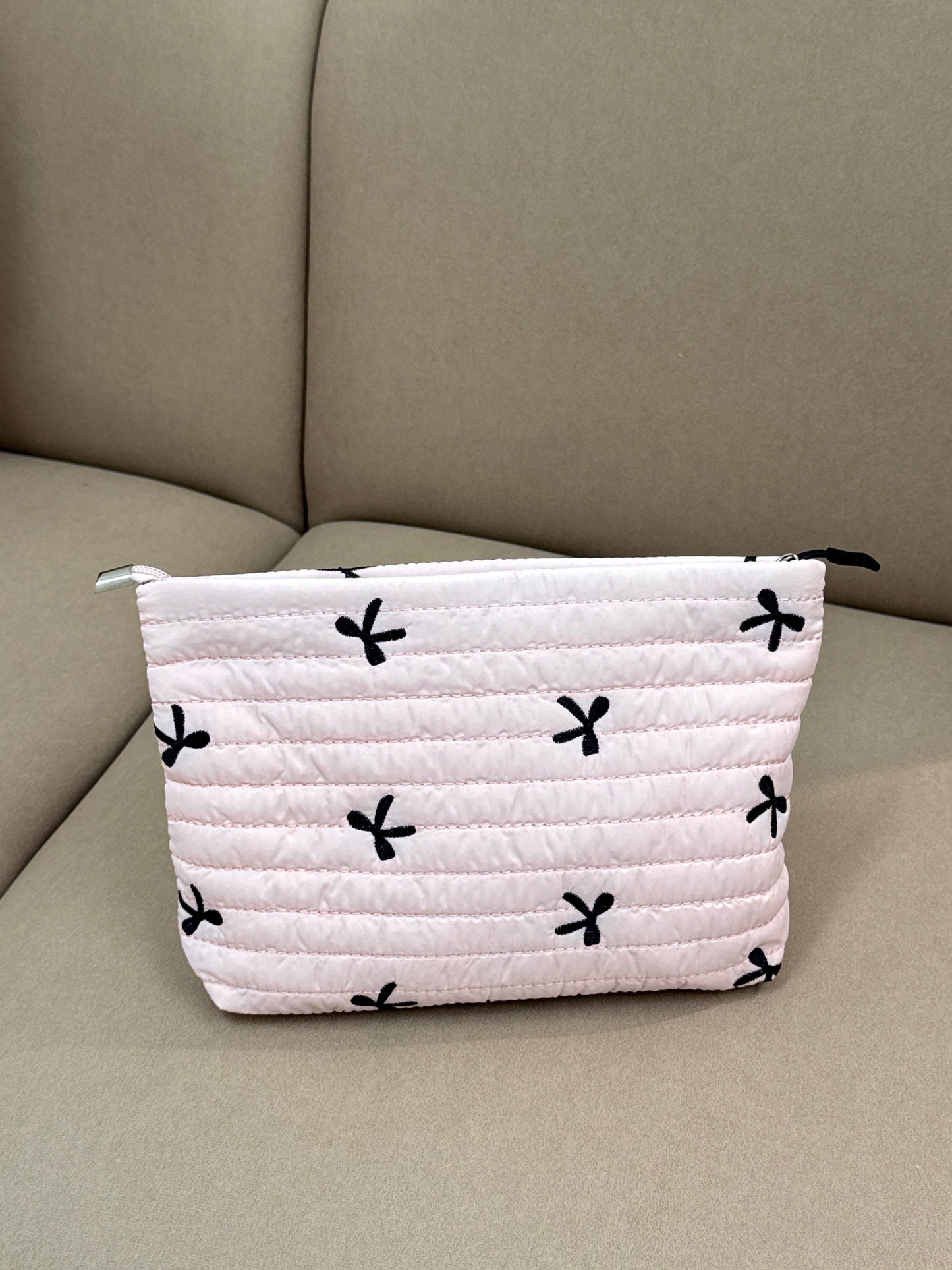 HK$600 滿額禮 🎀 Ribbon Rituals Small Pouch