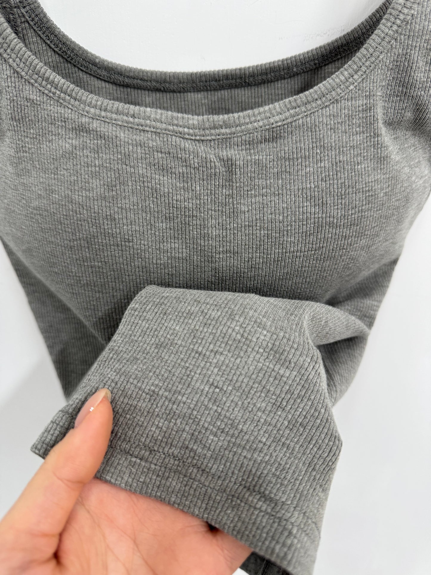 SS13 (Color: Grey ; Size: M)