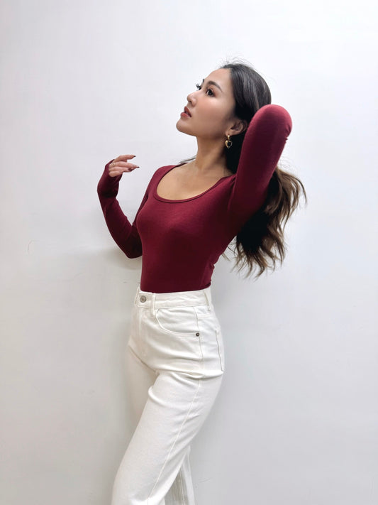 Finesse Long-sleeve U-neck Top