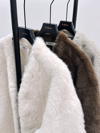 [PREMIUM] Snow Smasher Faux Fur Jacket