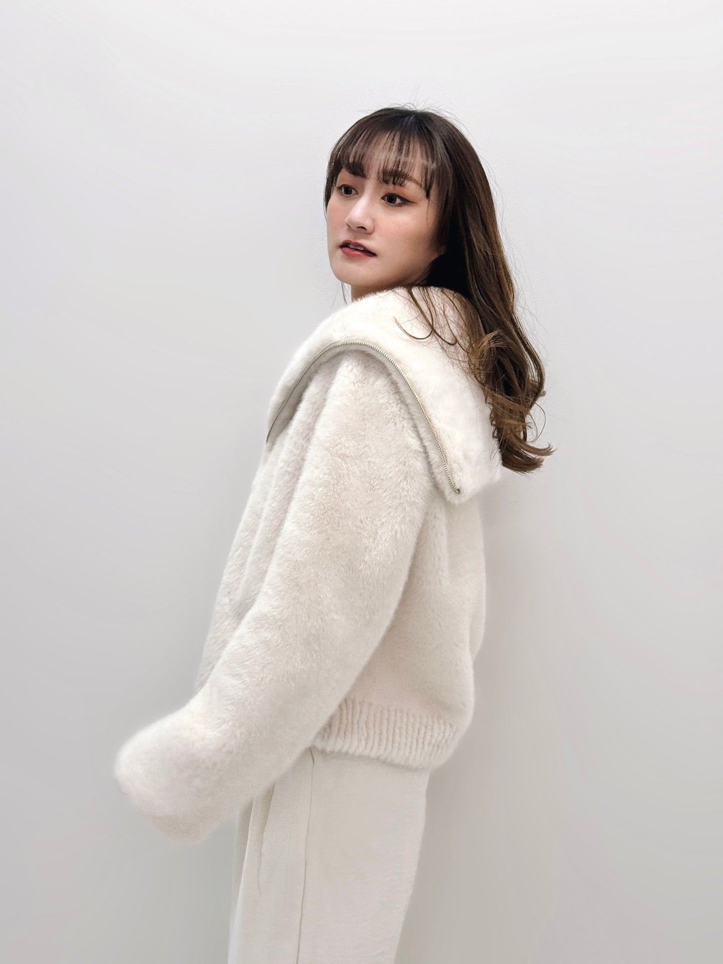 [PREMIUM] Opalite Athluxe Faux Fur Jacket
