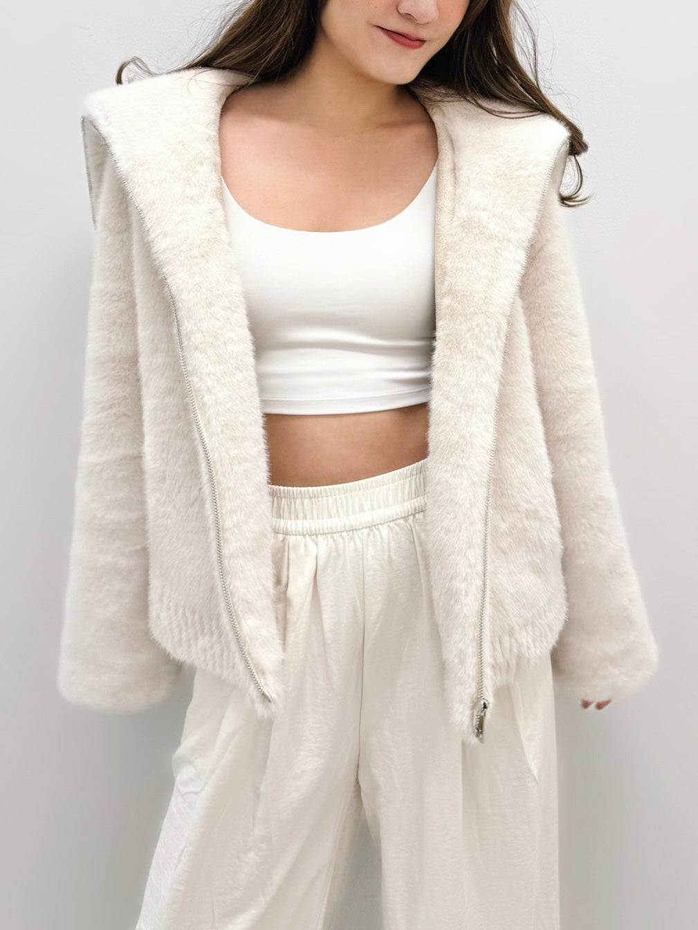 [PREMIUM] Opalite Athluxe Faux Fur Jacket