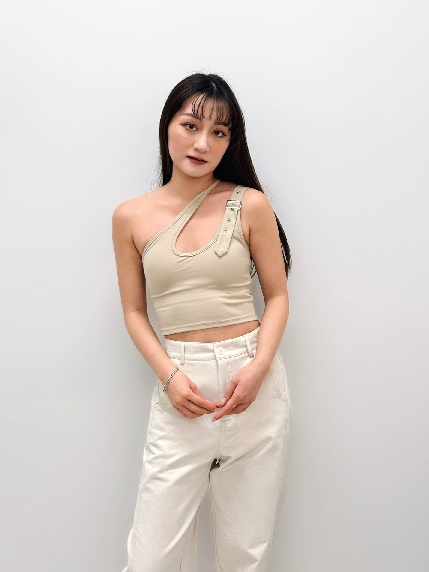 Rebel Buckle One-shoulder Sports Bra