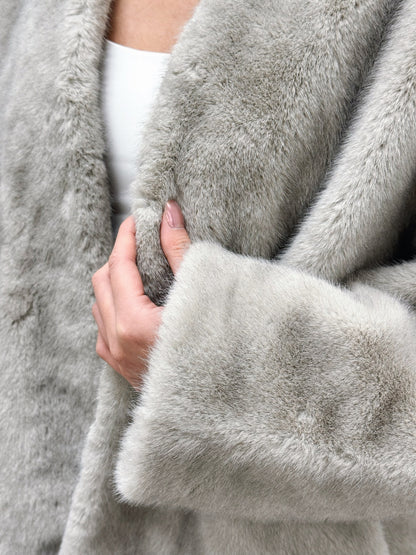 [PREMIUM] Snow Smasher Faux Fur Jacket